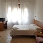 Al Sogno מלון 2*